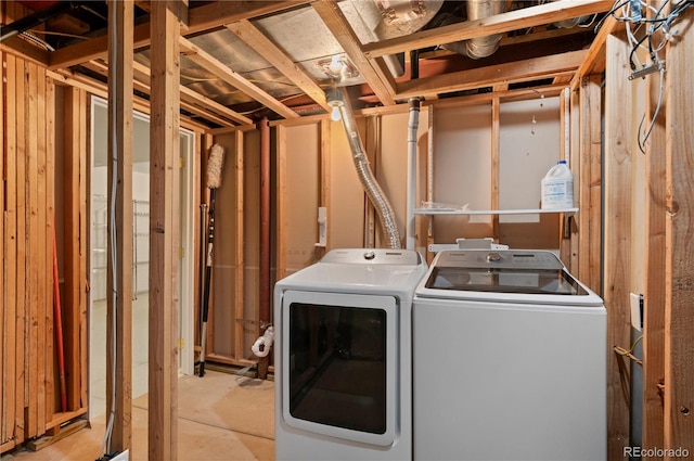 14300 Waterside Ln Unit E3, Broomfield, CO 80023 - washroom with washing machine and clothes dryer