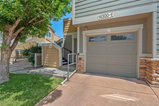 14300 Waterside Ln Unit E3, Broomfield, CO 80023 - garage with driveway