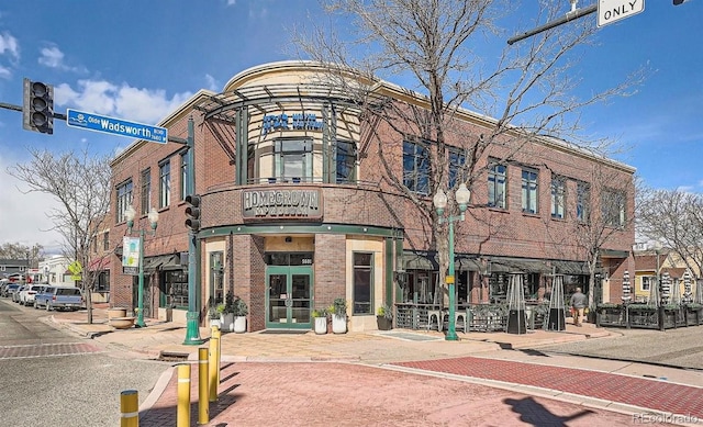 view of building exterior