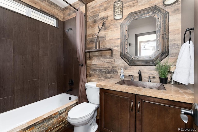 3791 Charterwood Cir, Highlands Ranch, CO 80126 - full bathroom featuring toilet, vanity, and shower / bath combo with shower curtain