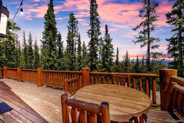 view of deck at dusk