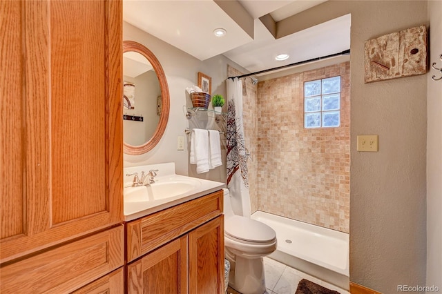 7261 S Colorado Ct, Centennial, CO 80122 - bathroom featuring vanity, tiled shower, and tile patterned floors