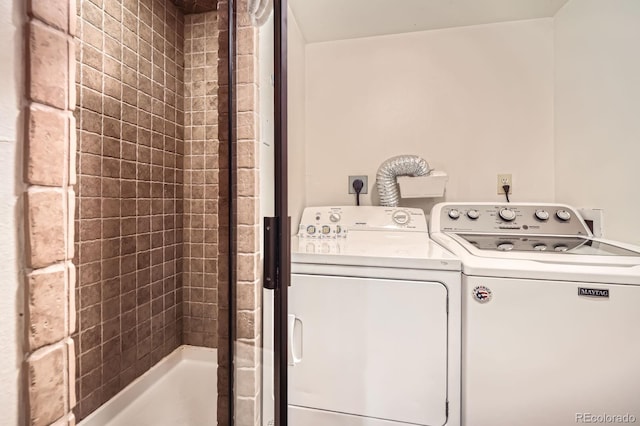 325 Four O Clock Rd Unit 303, Breckenridge, CO 80424 - laundry room with washer and dryer