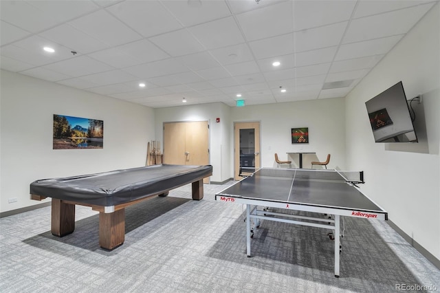 playroom with a drop ceiling, light colored carpet, and billiards