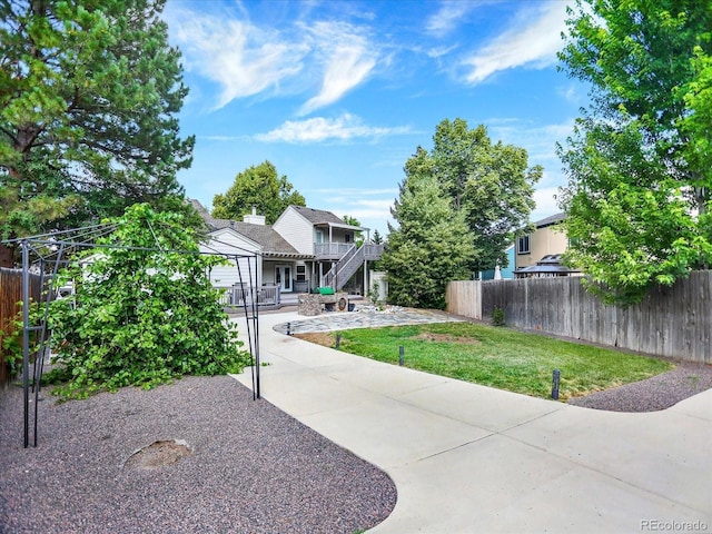 3596 S Telluride Way, Aurora, CO 80013 - fenced yard featuring stairway