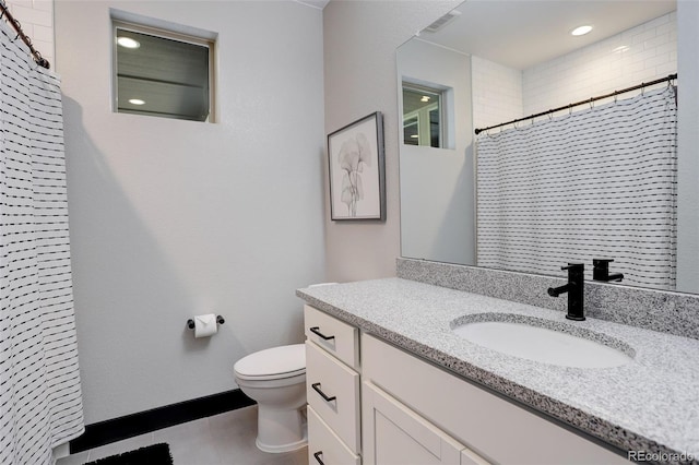 3436 W 154th Ave, Broomfield, CO 80023 - full bath with vanity, a shower with curtain, tile patterned flooring, and recessed lighting