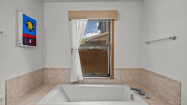 2923 Bonito Ave, Grand Junction, CO 81504 - bathroom with a bath