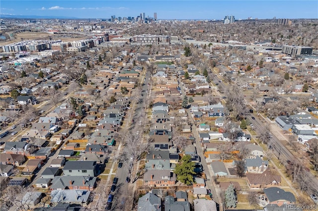 birds eye view of property featuring a residential view