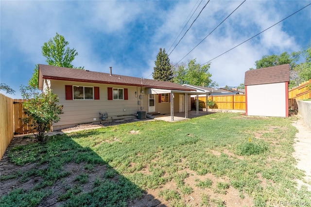 3118 E San Miguel St, Colorado Springs, CO 80909 - rear view of property featuring a patio area