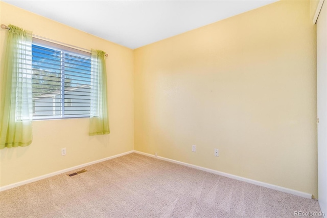 5320 E 100th Dr, Thornton, CO 80229 - carpeted empty room featuring baseboards