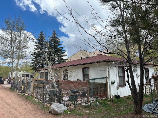 view of home's exterior