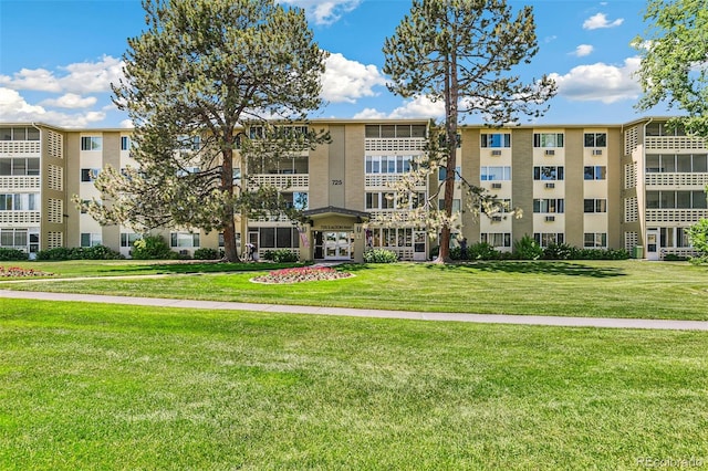 725 S Alton Way Unit 9C, Denver, CO 80247 - view of apartment building / complex