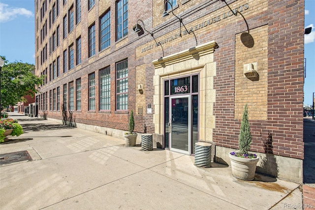 1863 Wazee St Unit 6B, Denver, CO 80202 - entrance to property with brick siding