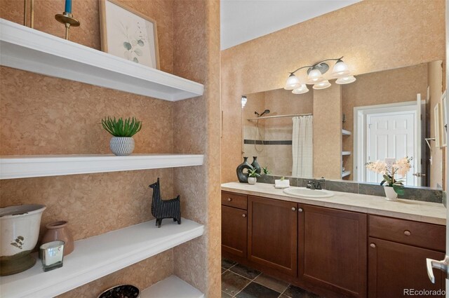 2662 S Cathay Way Unit 112, Aurora, CO 80013 - full bathroom with vanity and tiled shower
