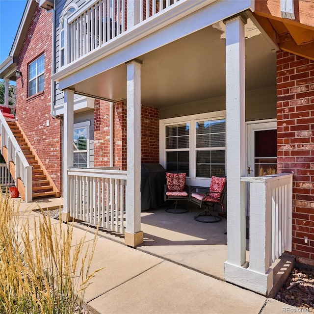 view of patio / terrace with covered porch and grilling area