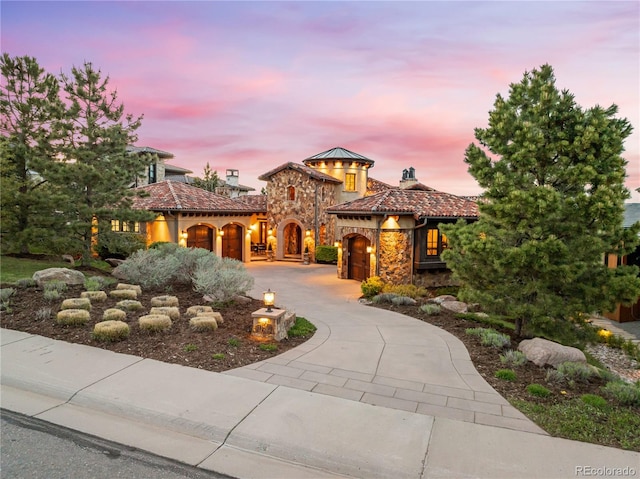 view of mediterranean / spanish-style house