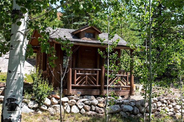 view of outbuilding