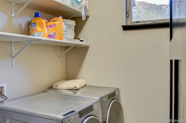 104 River Run Dr, Buena Vista, CO 81211 - laundry area with washing machine and clothes dryer