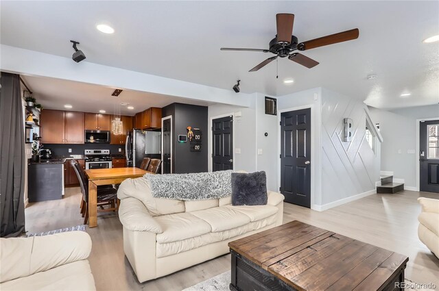 5570 Nepal St, Denver, CO 80249 - photo 7