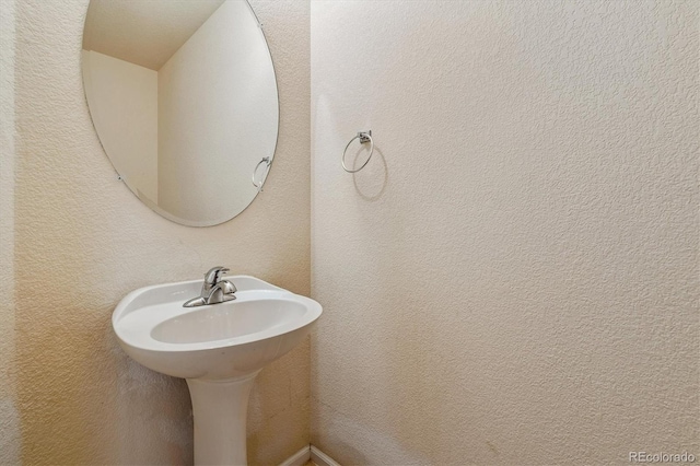 4848 Fenwood Dr, Highlands Ranch, CO 80130 - view of bathroom