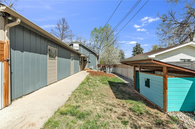 505 S Roosevelt Rd, Lafayette, CO 80026 - view of yard featuring fence