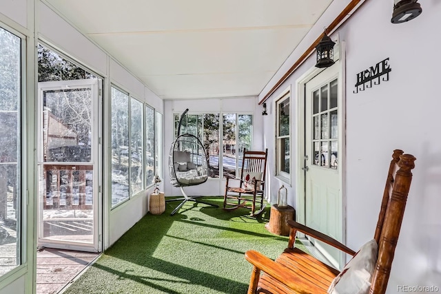 view of sunroom / solarium