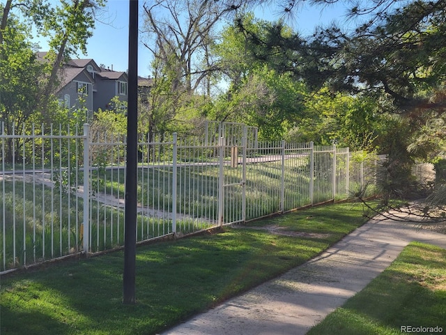 1470 S Quebec Way Unit 46, Denver, CO 80231 - view of yard