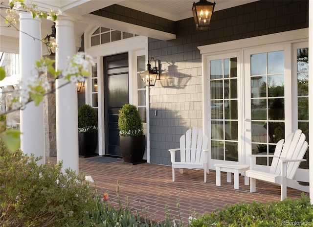 5470 S Highline Cir, Greenwood Village, CO 80121 - property entrance with a porch
