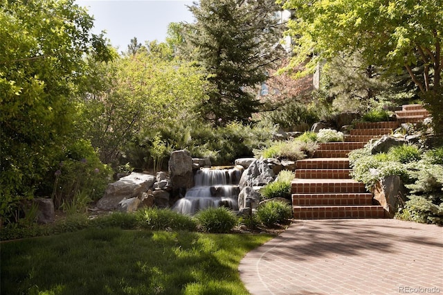 5470 S Highline Cir, Greenwood Village, CO 80121 - view of property's community featuring stairway