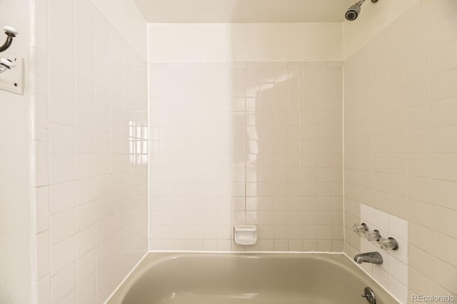 full bath featuring shower / washtub combination