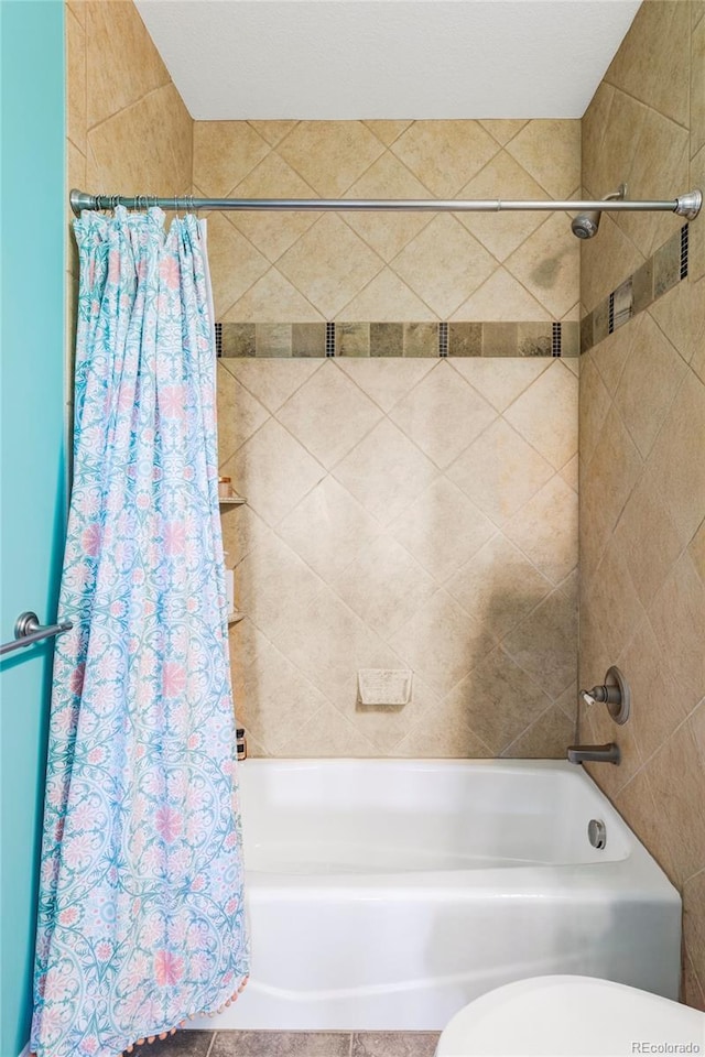 1143 S Saint Paul St, Denver, CO 80210 - full bath featuring shower / tub combo