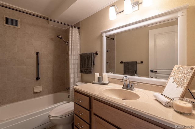 690 S Alton Way Unit 1C, Denver, CO 80247 - bathroom with vanity, toilet, and shower / bath combo with shower curtain