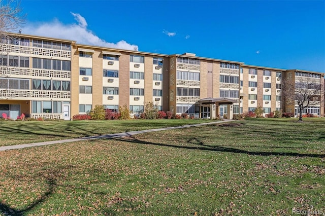 view of building exterior