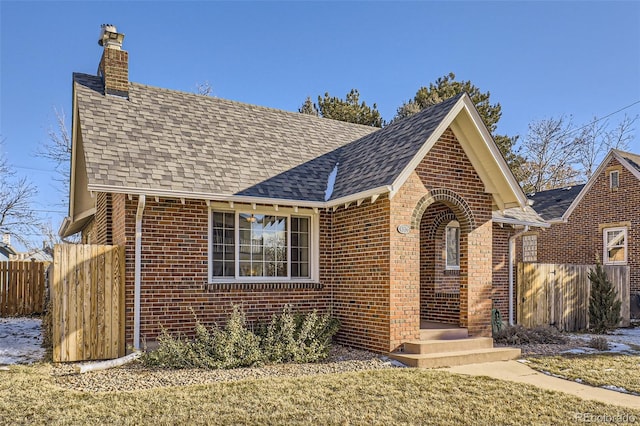 view of front of property