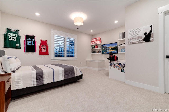 bedroom featuring light carpet, baseboards, and recessed lighting