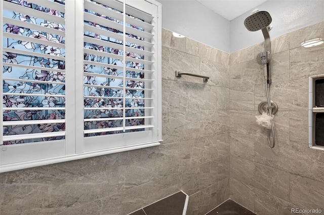 7330 Cotton Dr, Colorado Springs, CO 80923 - full bath with tiled shower
