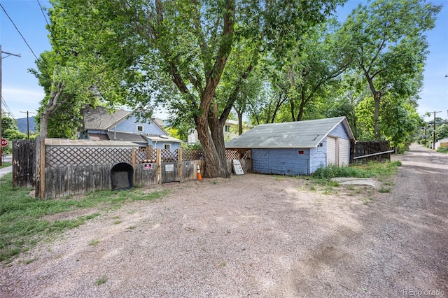 2402 W Uintah St, Colorado Springs, CO 80904 - garage with a shed