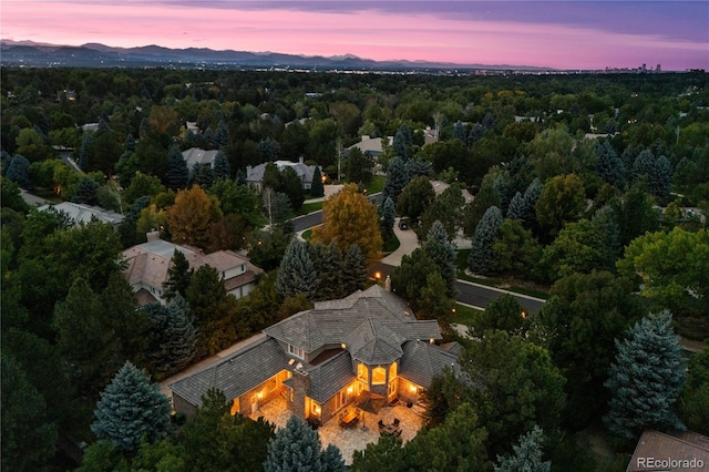 view of aerial view at dusk