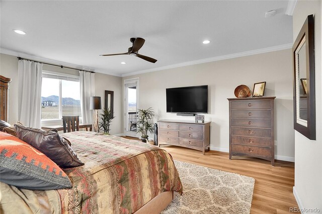 bedroom featuring crown molding, recessed lighting, baseboards, and light wood finished floors