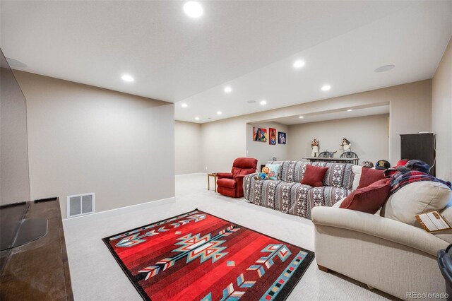 living room with carpet