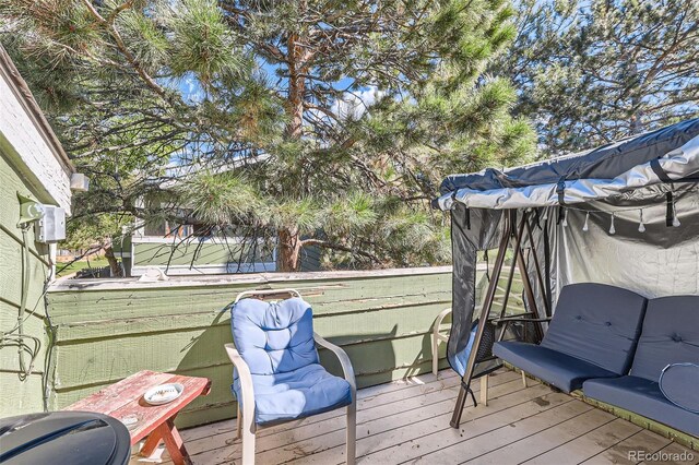 940 S Peoria St, Aurora, CO 80012 - view of wooden terrace
