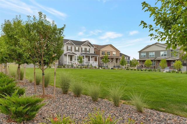 7017 Kali Ct, Frederick, CO 80530 - craftsman house featuring a front lawn