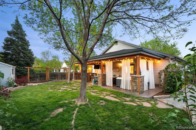 6480 Moss Cir, Arvada, CO 80007 - view of yard featuring an outbuilding