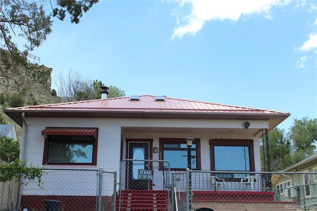 view of front of property with covered porch