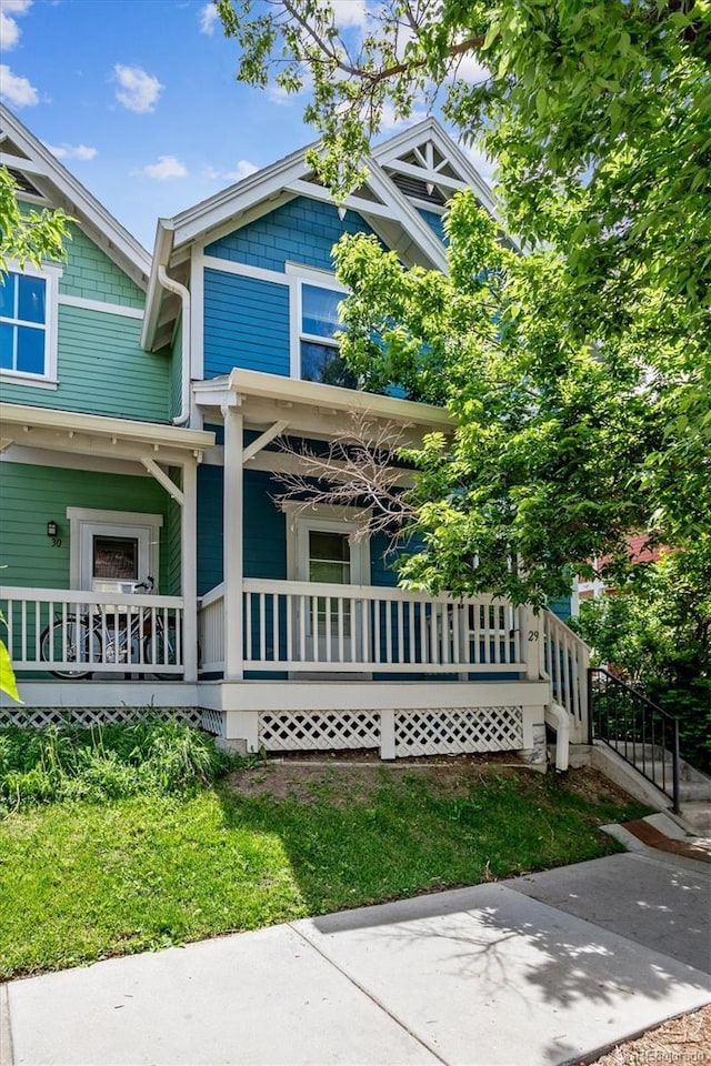 view of front of house featuring a porch