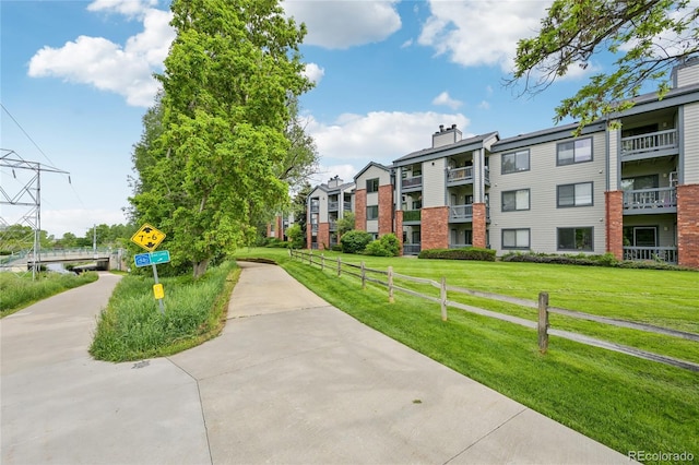2727 Folsom St Unit 303, Boulder, CO 80304 - view of community featuring a lawn