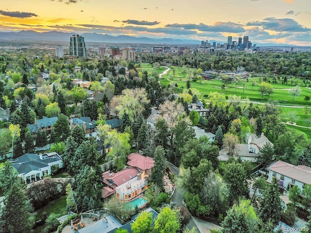 view of aerial view at dusk