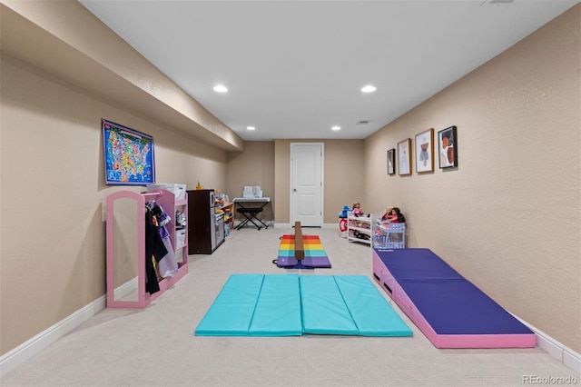 game room featuring carpet floors, baseboards, and recessed lighting