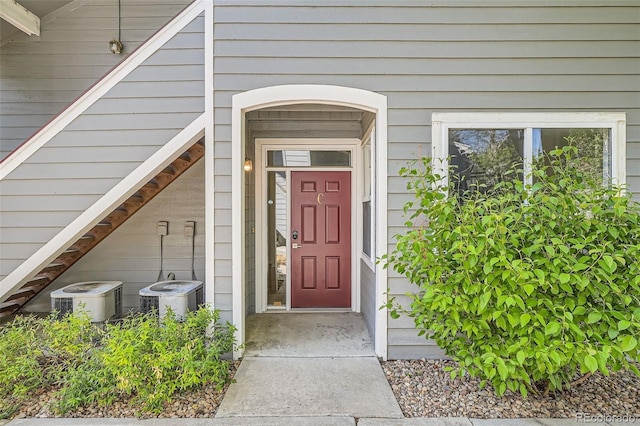8500 E Jefferson Unit 3C, Denver, CO 80237 - doorway to property with central air condition unit