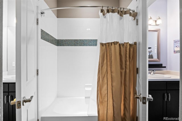 13673 Osage St, Broomfield, CO 80023 - full bath featuring vanity and shower / tub combo